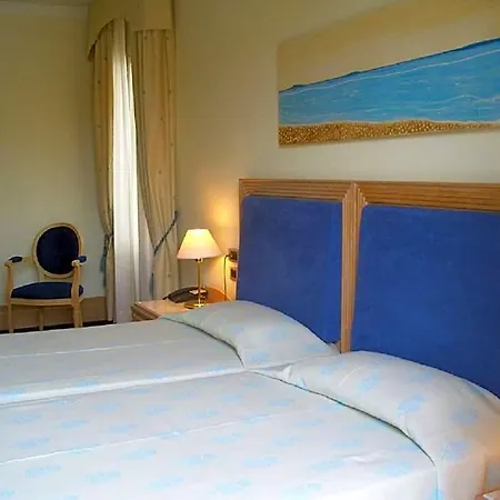 La Dependance By Casa Bianca 4*